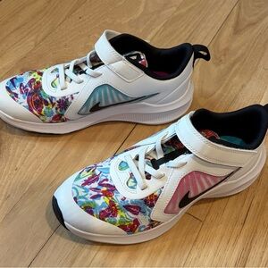 New Kids Nike Downshifter 10 Fable Low-Top White/Kaeidoscope 2Y